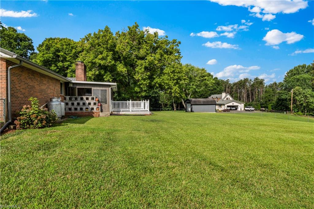 826 Meadowbrook Drive