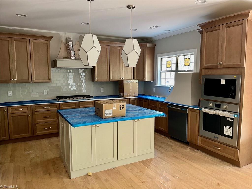 814 Montrachet Court