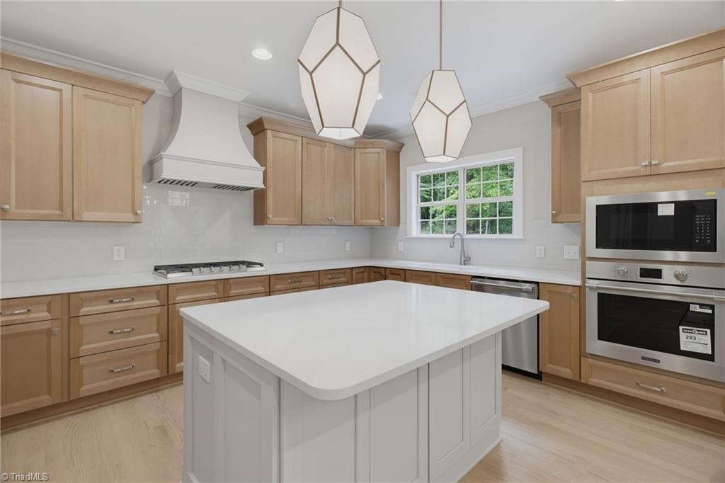 814 Montrachet Court