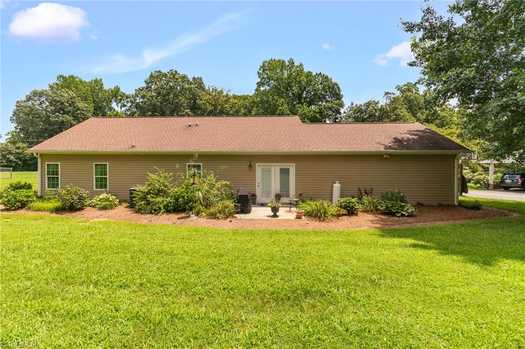 738 Korner Rock Road