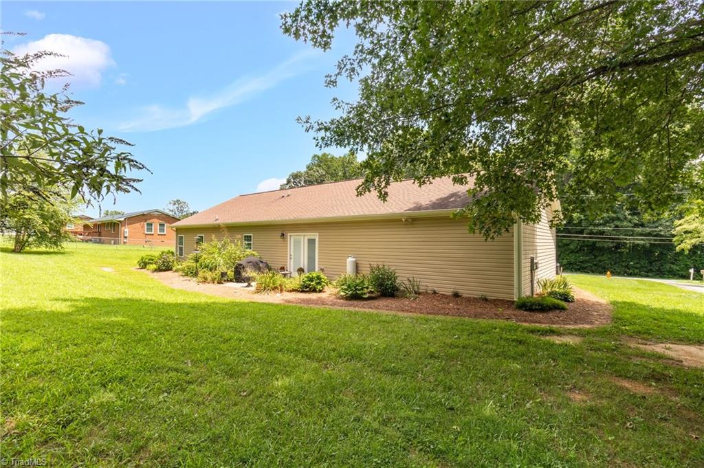 738 Korner Rock Road