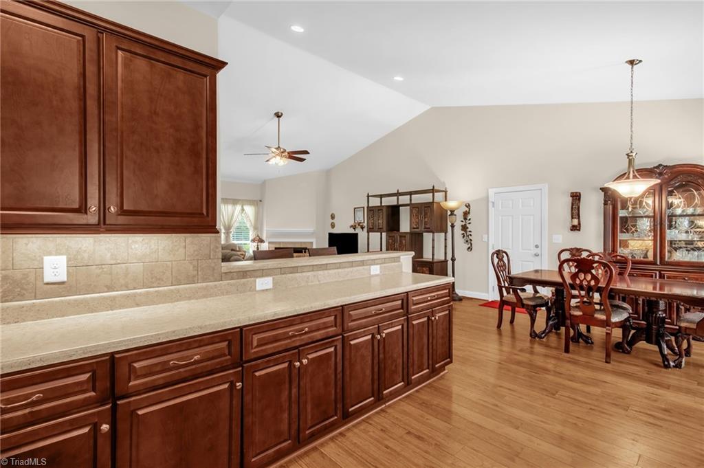 738 Korner Rock Road