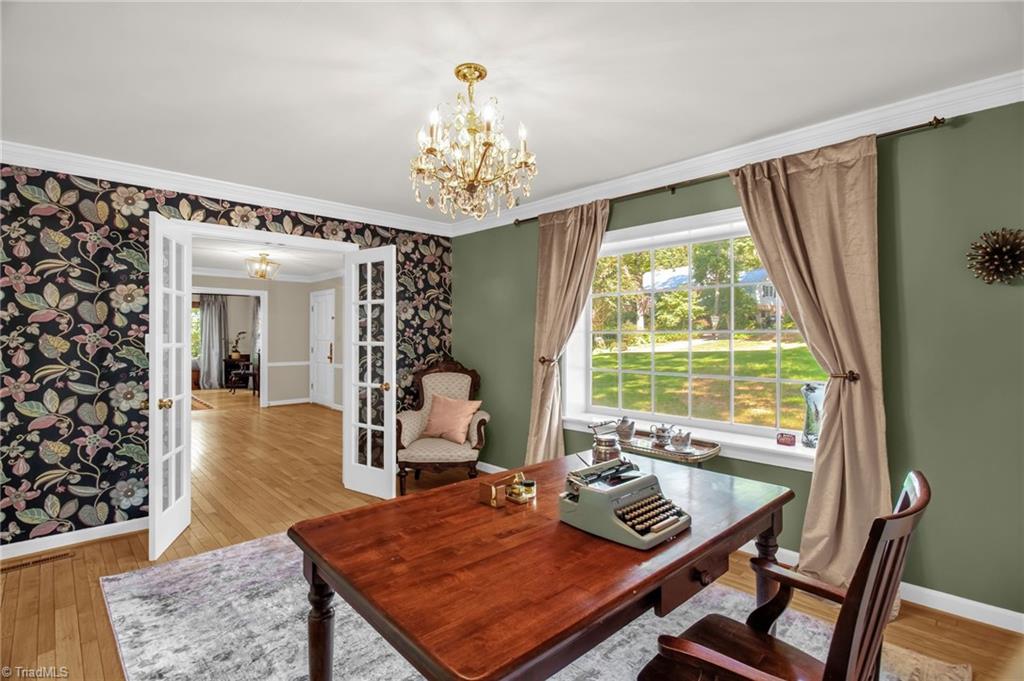 957 Bryansplace Road, Winston-Salem