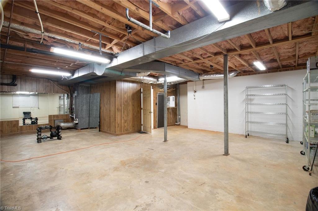 957 Bryansplace Road, Winston-Salem