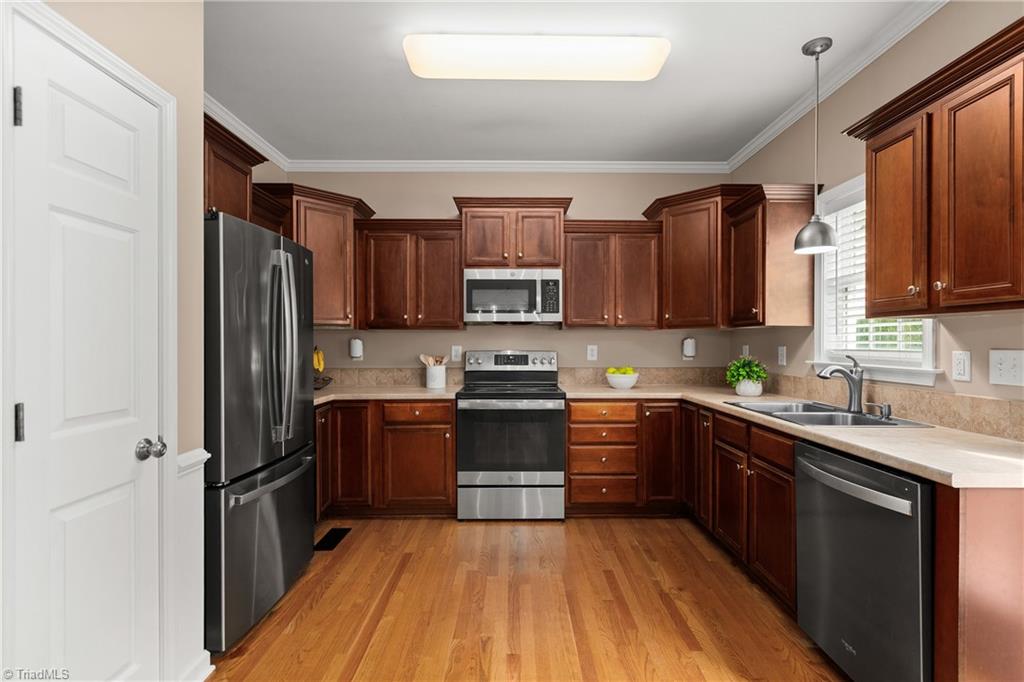 6676 Springfield Village Lane