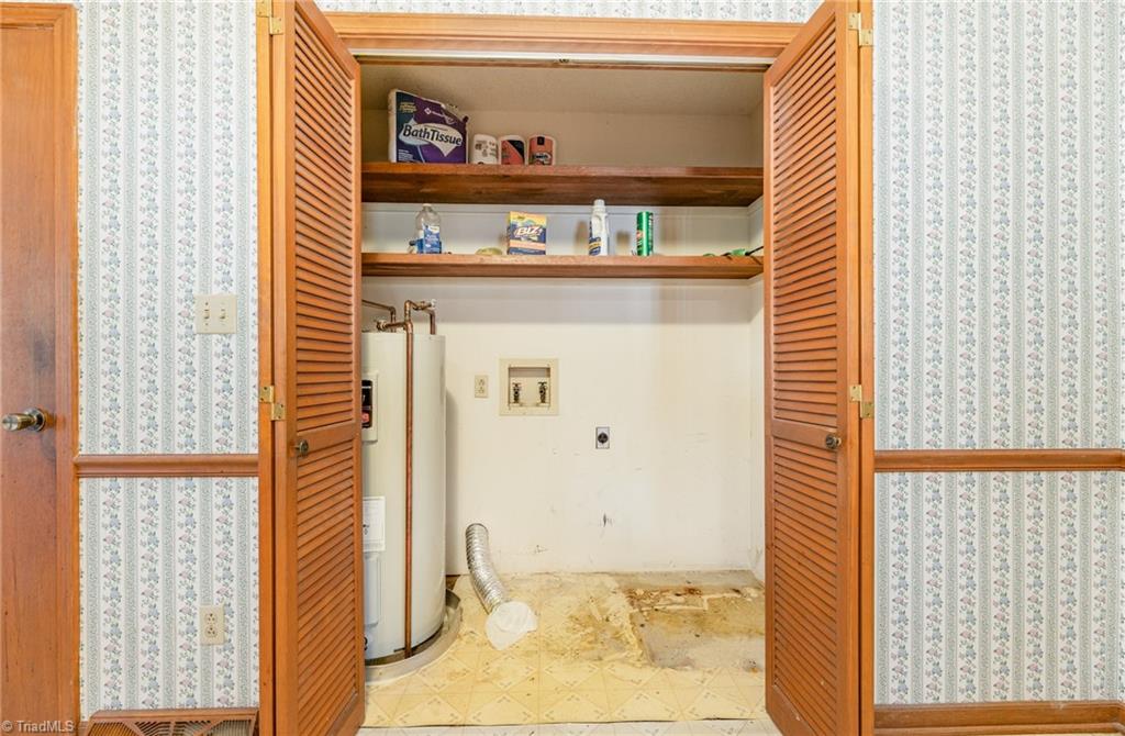 805 Lewisville Clemmons Road