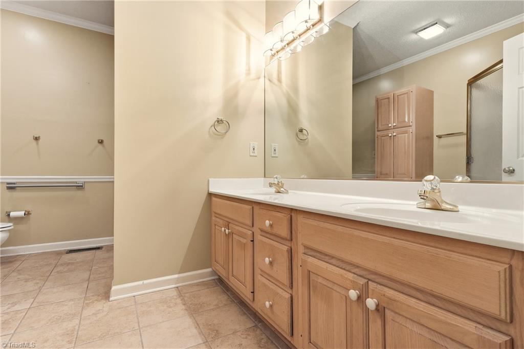 743 Polo Oaks Drive, Winston-Salem