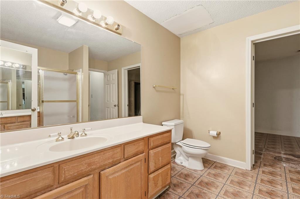 743 Polo Oaks Drive, Winston-Salem