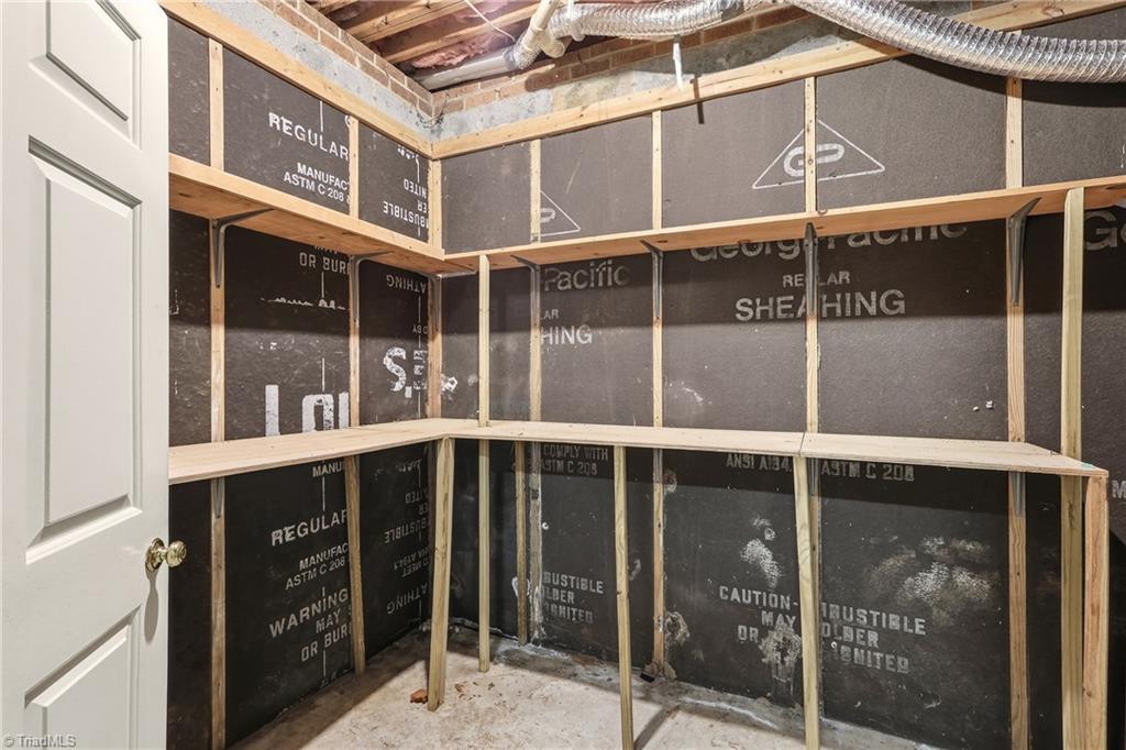 743 Polo Oaks Drive, Winston-Salem