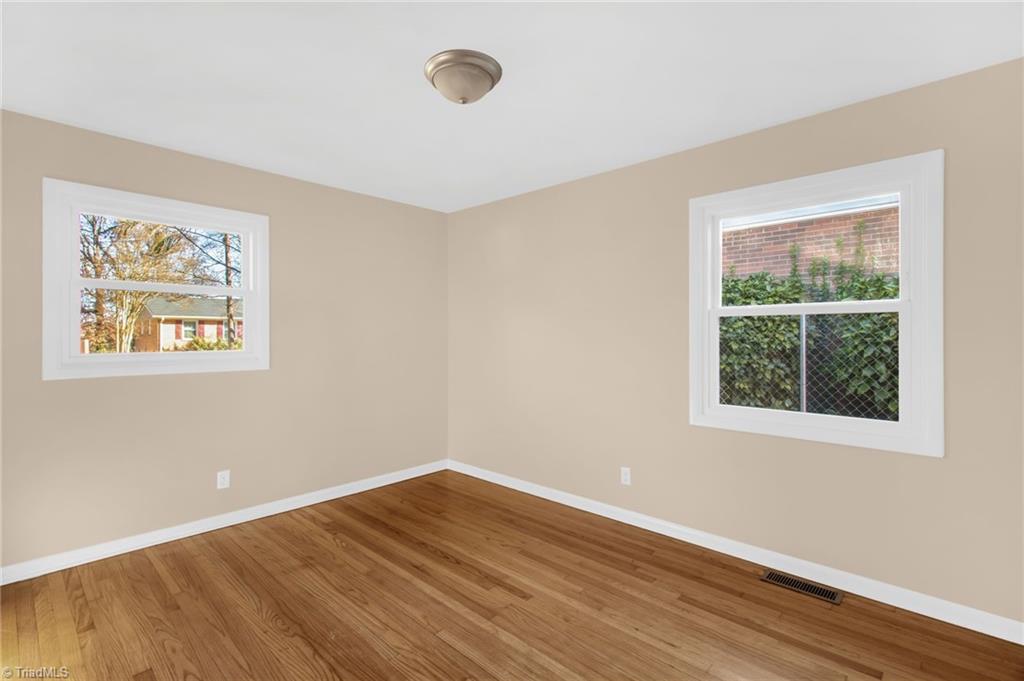 1884 Deborah Lane, Winston-Salem