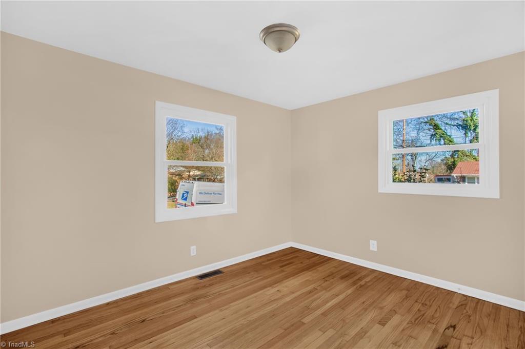 1884 Deborah Lane, Winston-Salem