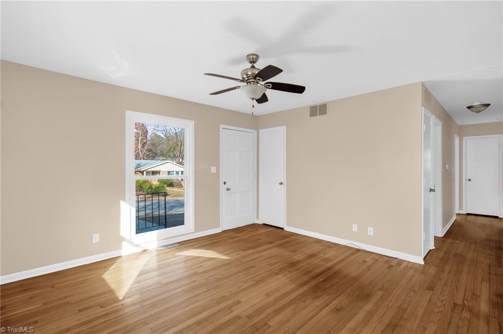 1884 Deborah Lane, Winston-Salem