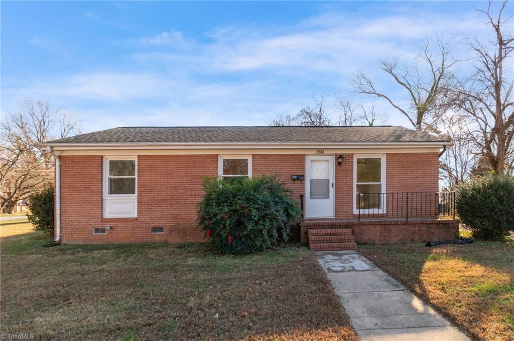 1884 Deborah Lane, Winston-Salem