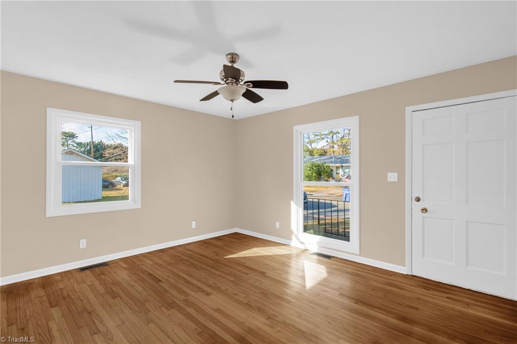 1884 Deborah Lane, Winston-Salem