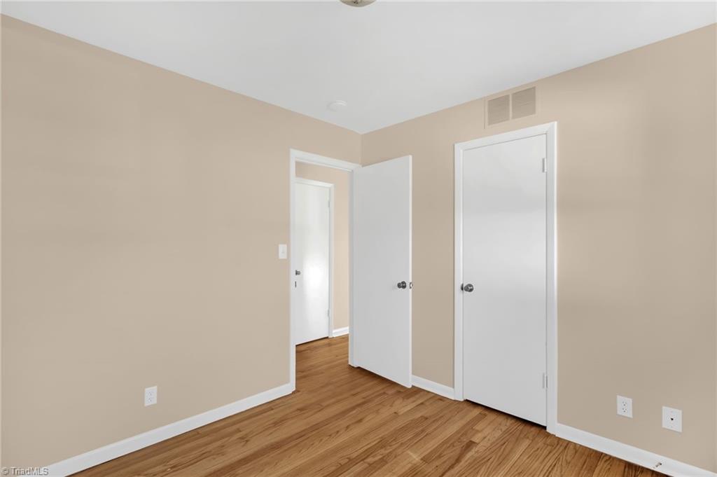 1884 Deborah Lane, Winston-Salem