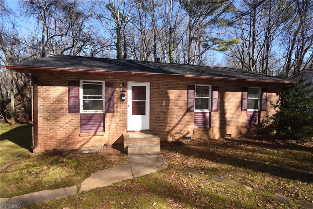 655 Amanda Place, Winston-Salem