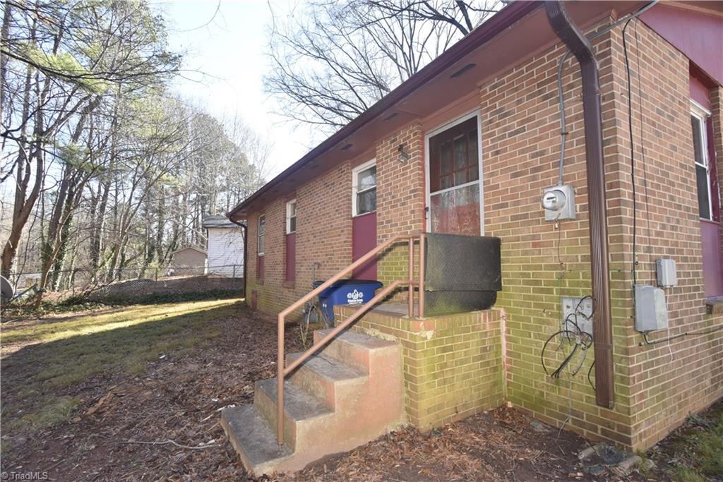 655 Amanda Place, Winston-Salem
