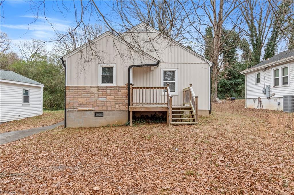 4905 Wilkes Drive, Winston-Salem