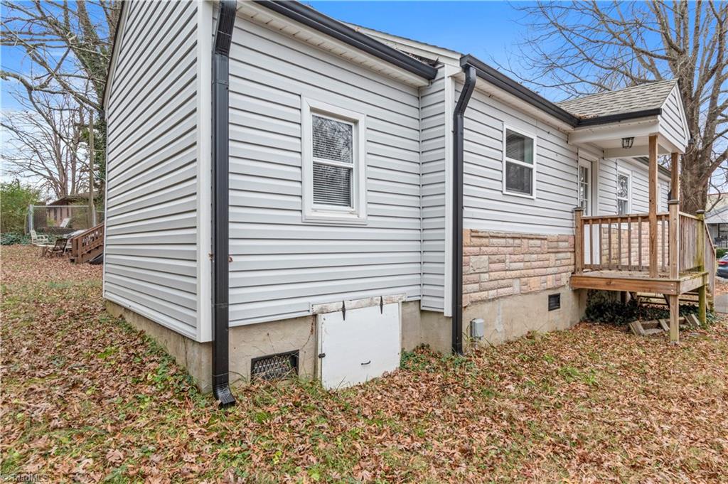 4905 Wilkes Drive, Winston-Salem