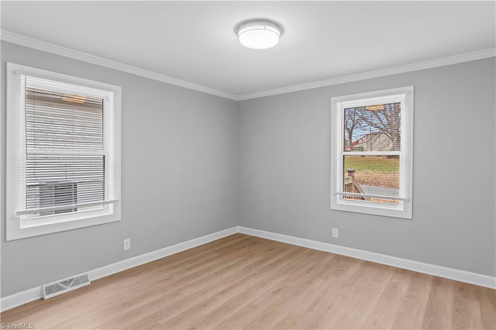 4905 Wilkes Drive, Winston-Salem