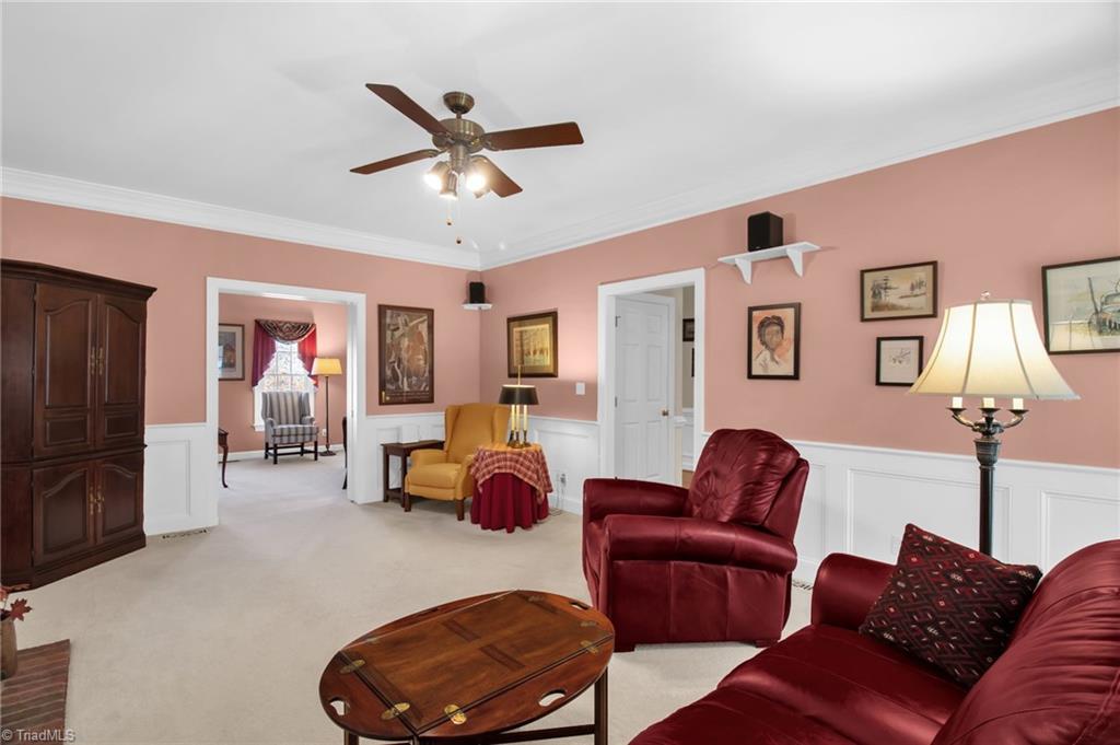 8115 Glengarriff Road