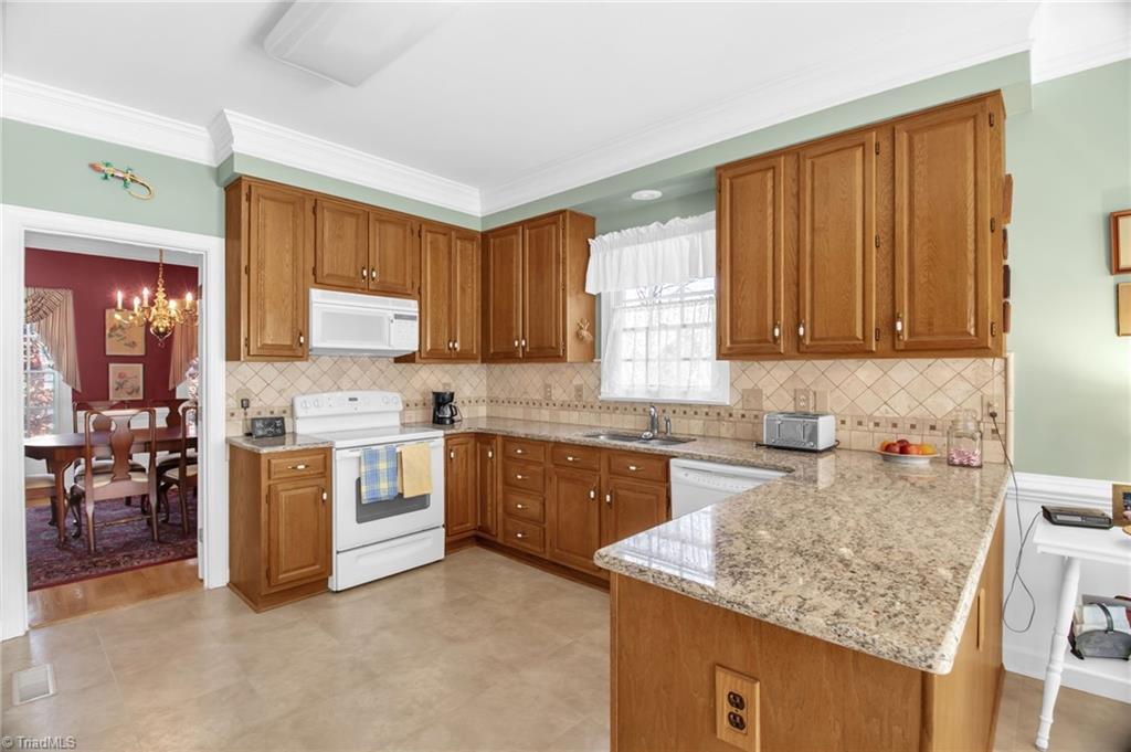 8115 Glengarriff Road