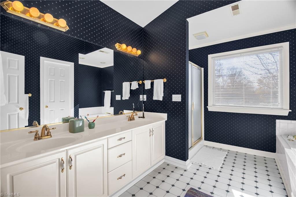 8115 Glengarriff Road