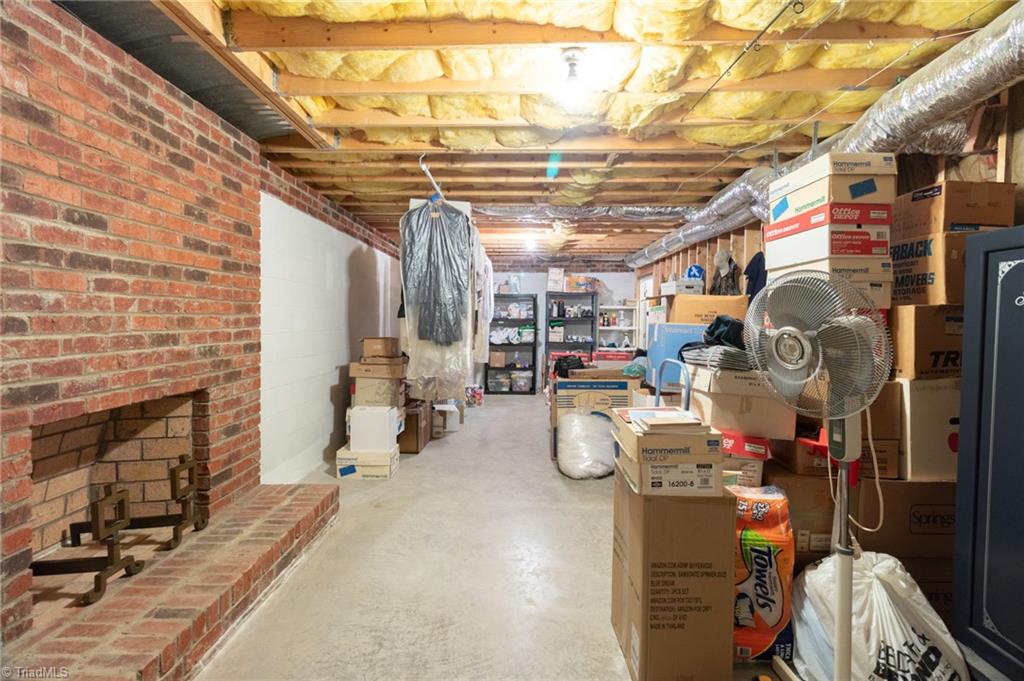 8115 Glengarriff Road