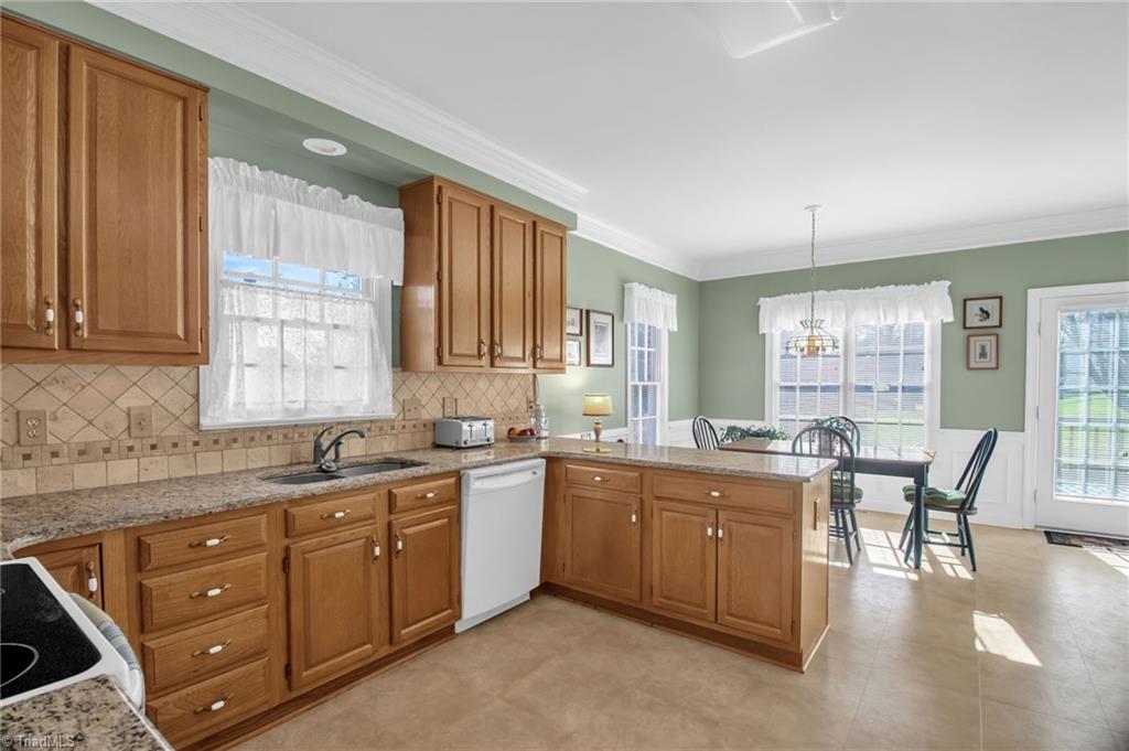 8115 Glengarriff Road