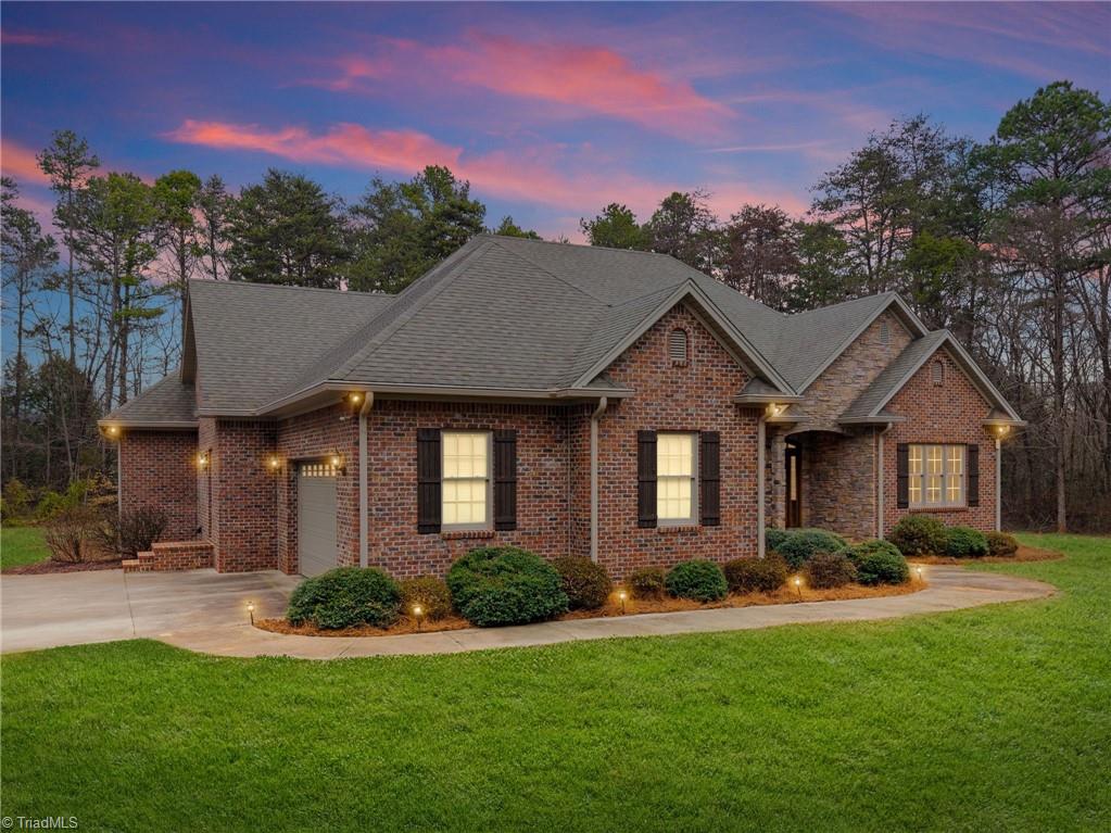169 King Arthur Lane