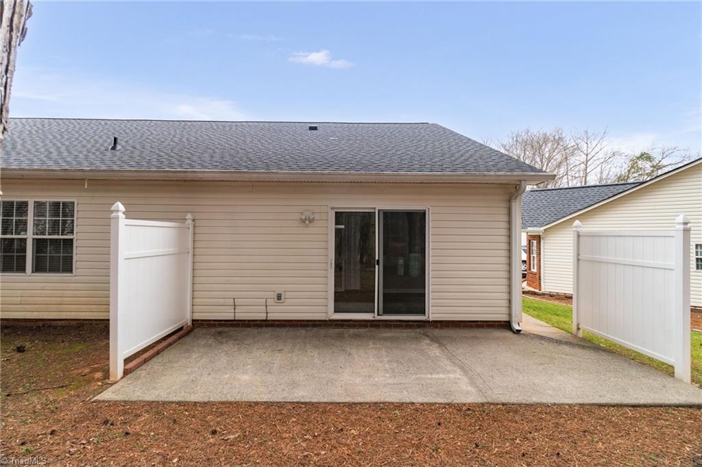 124 Bethania Oaks Circle