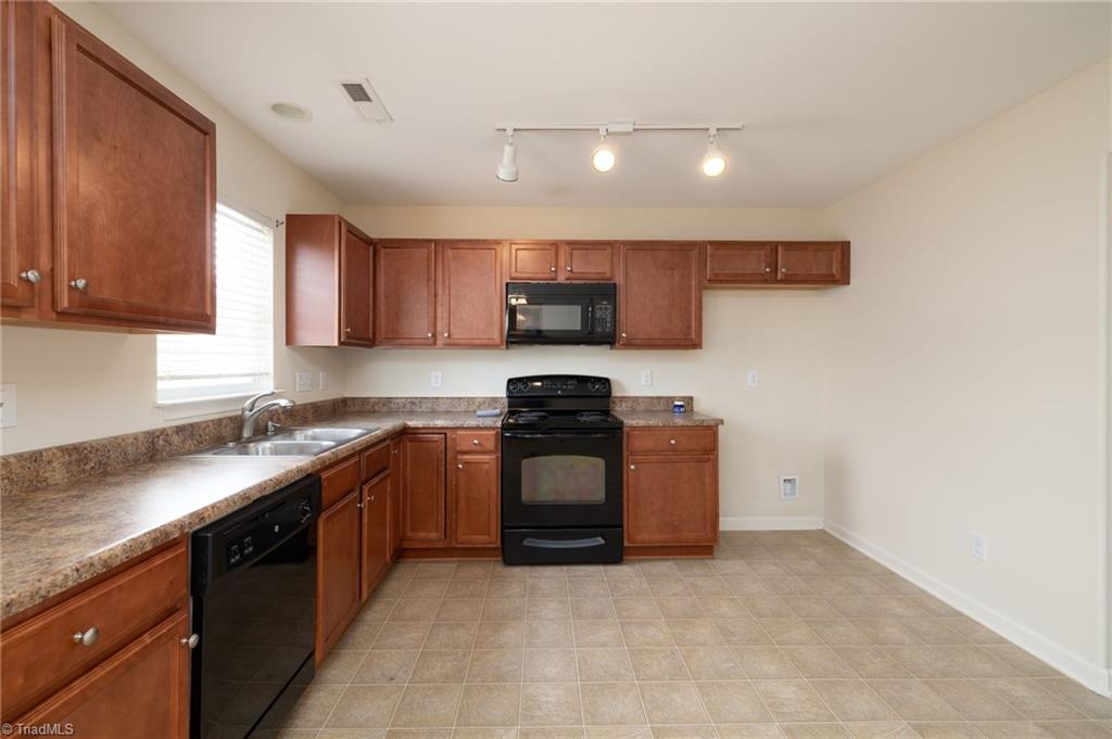 3155 Bushfield Drive, Winston-Salem