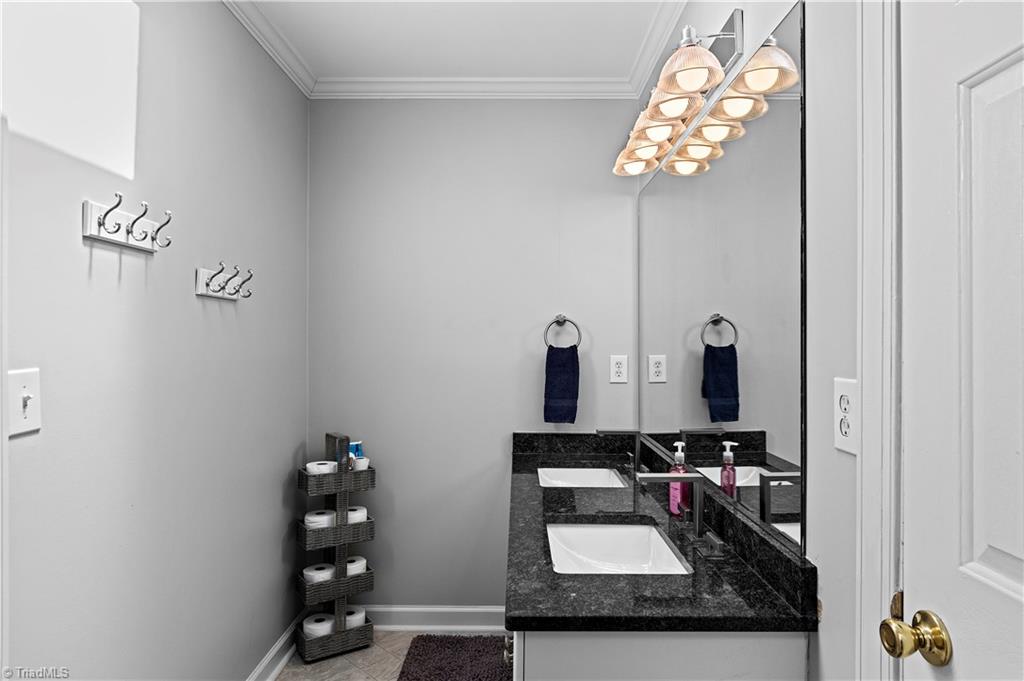 517 Oak Valley Boulevard