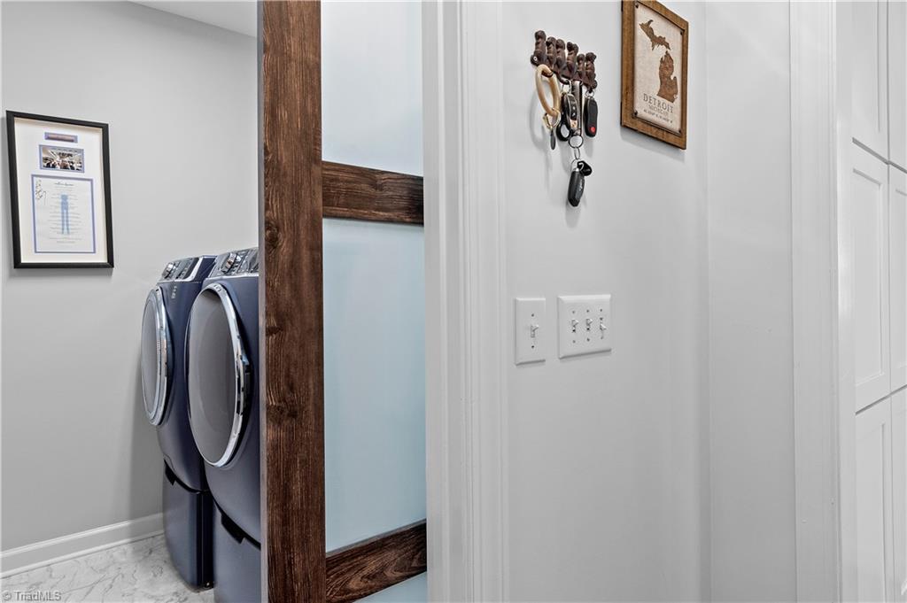 517 Oak Valley Boulevard