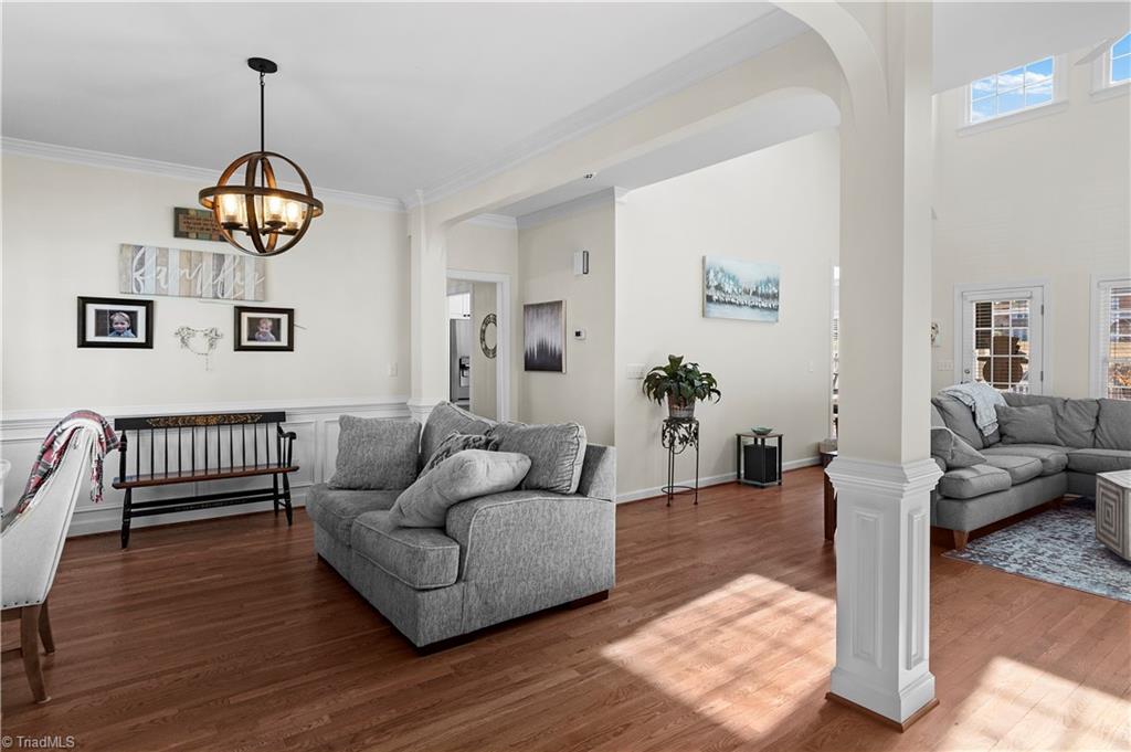 517 Oak Valley Boulevard