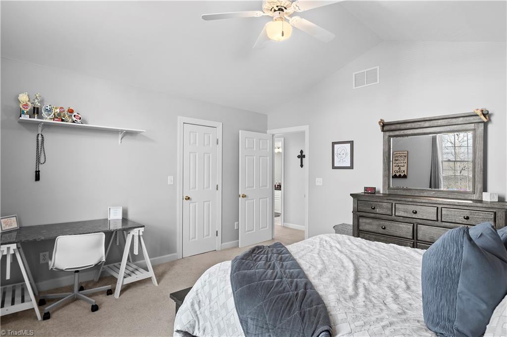 517 Oak Valley Boulevard