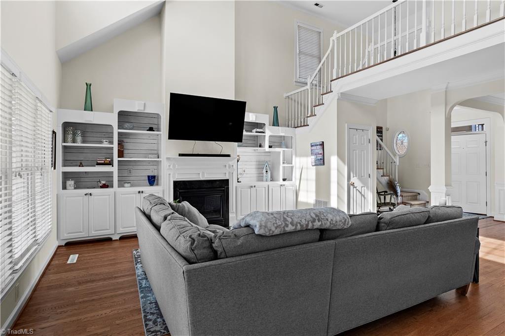 517 Oak Valley Boulevard