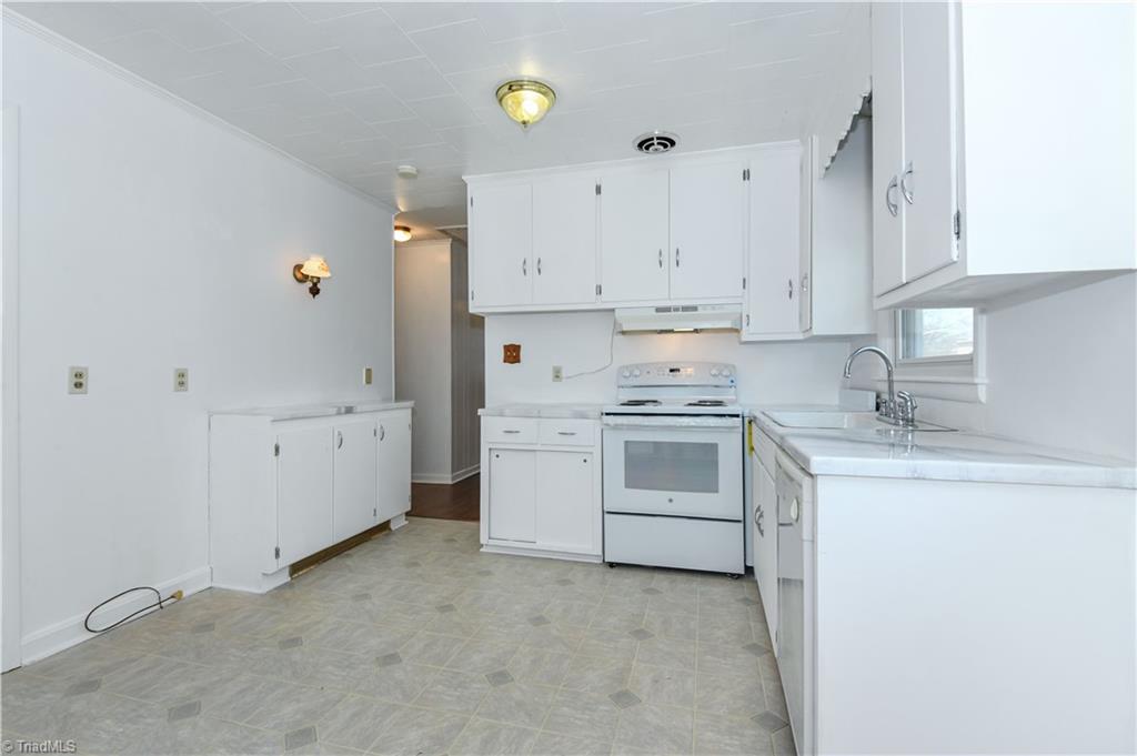 416 Greenwood Drive