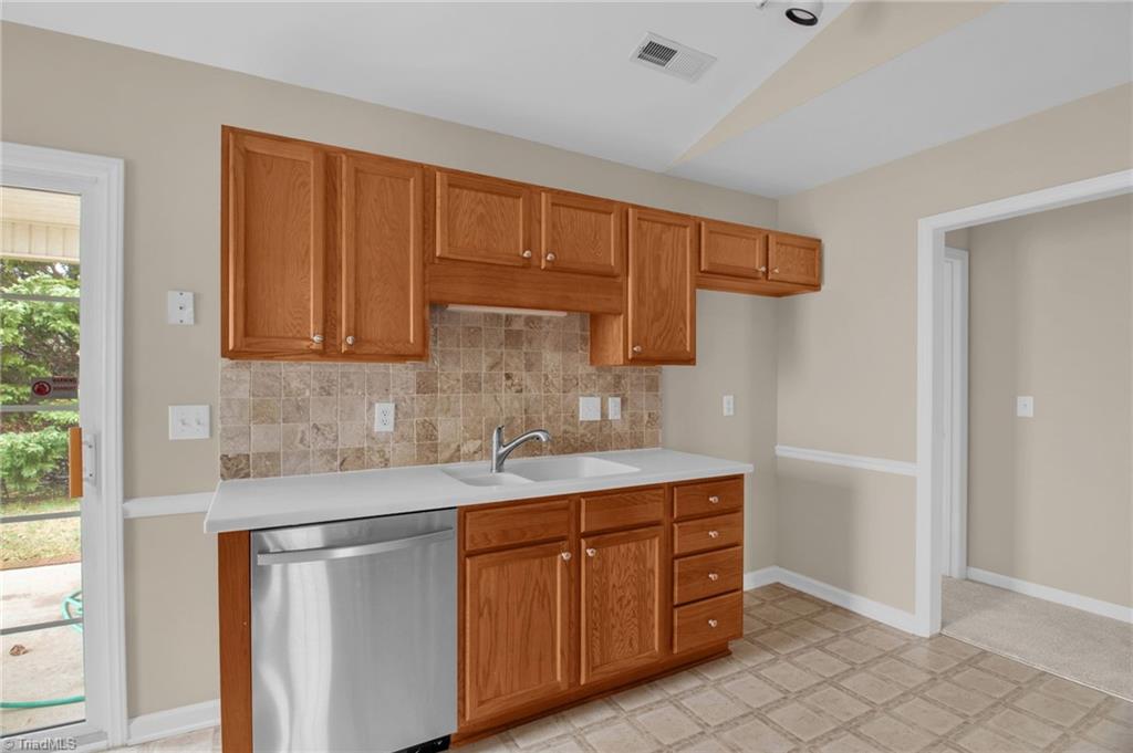 977 Benjamins Way, Winston-Salem
