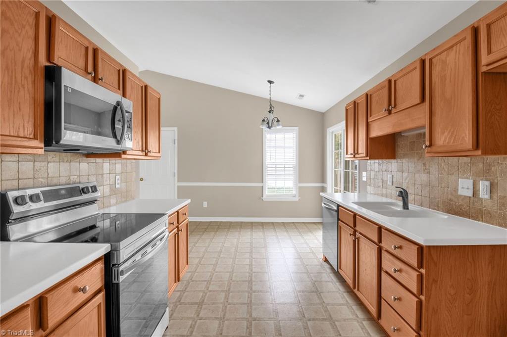 977 Benjamins Way, Winston-Salem