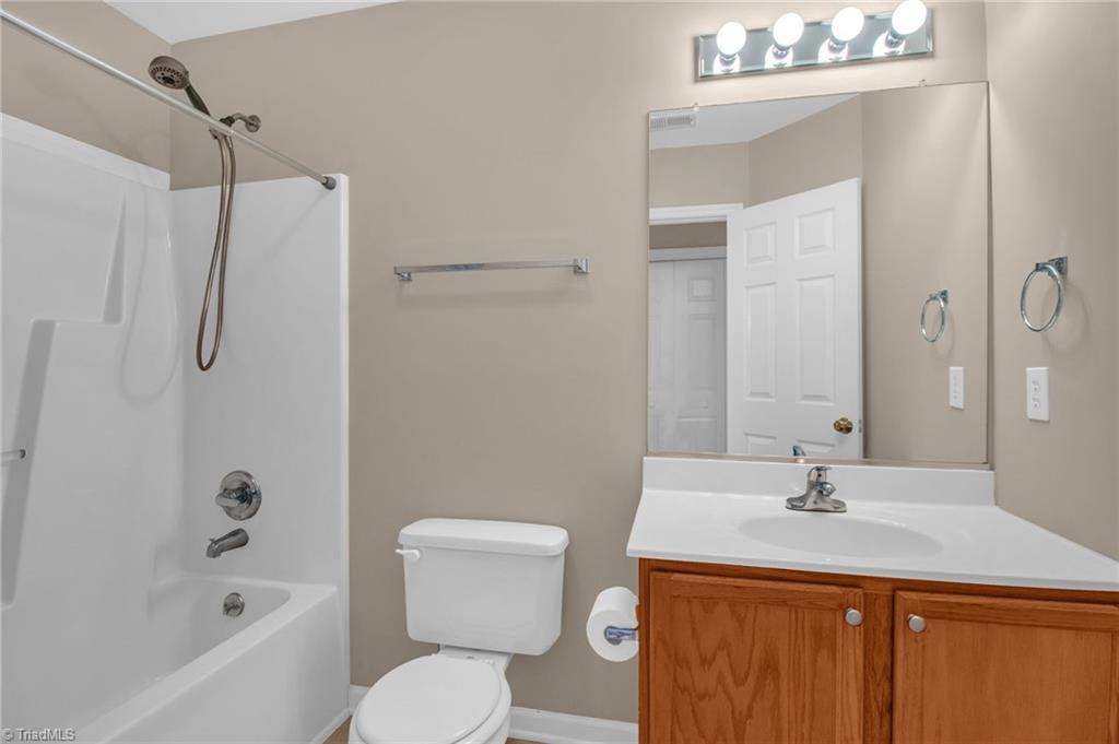 977 Benjamins Way, Winston-Salem