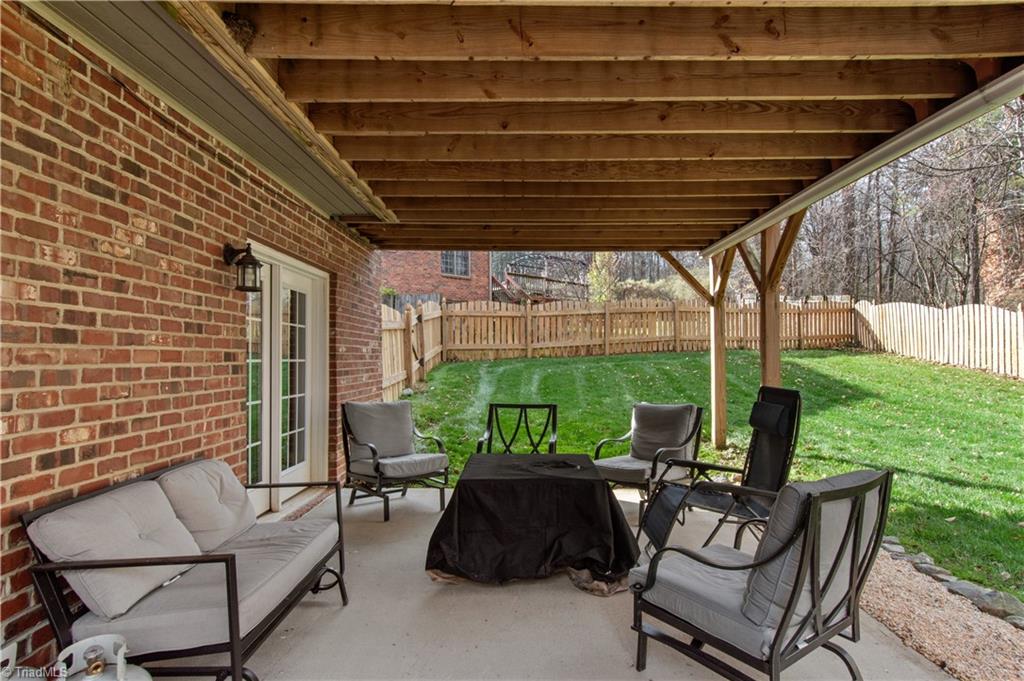 1360 Rosewood Court, Winston-Salem