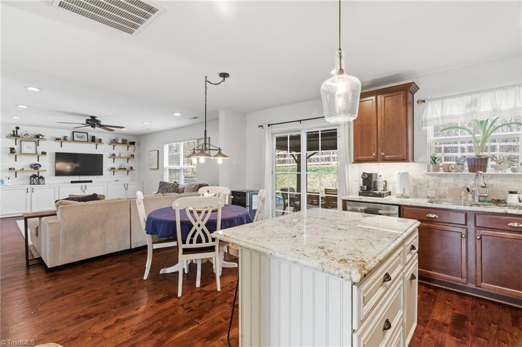 4418 Abbey Park Road