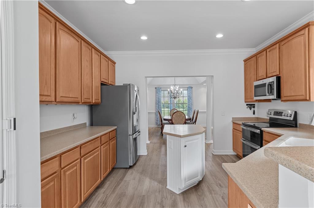 3053 Hallmark Estates Drive