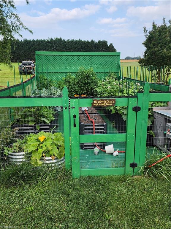 3053 Hallmark Estates Drive