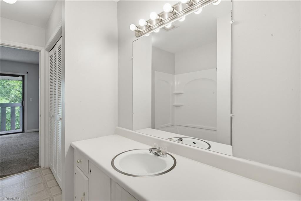 3730 Heathrow Drive, Winston-Salem