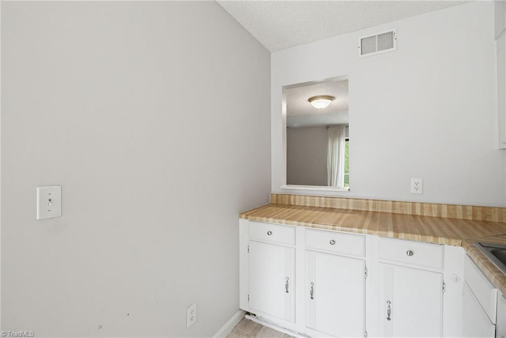 3730 Heathrow Drive, Winston-Salem