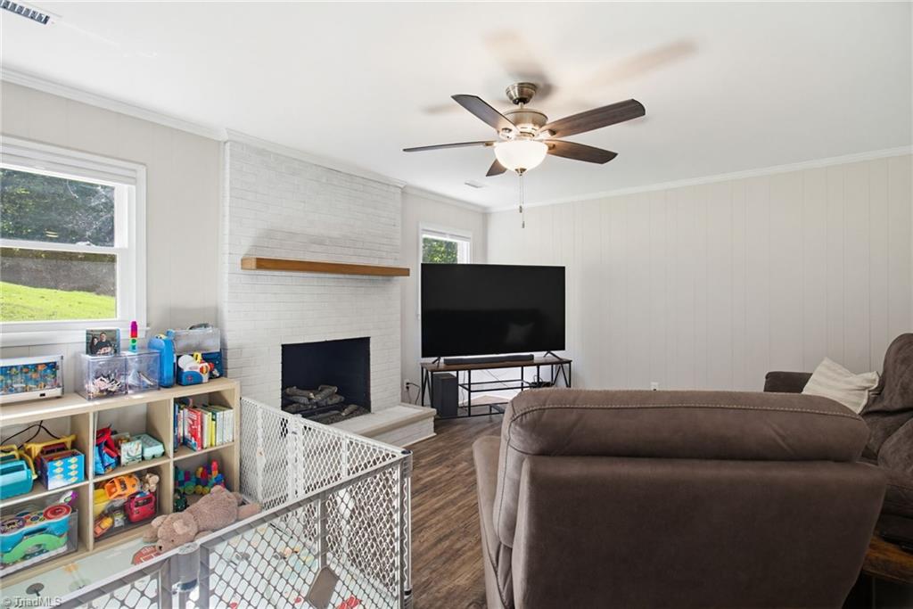 1136 Boulder Road