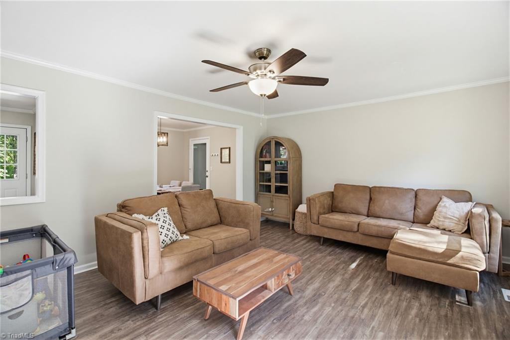 1136 Boulder Road