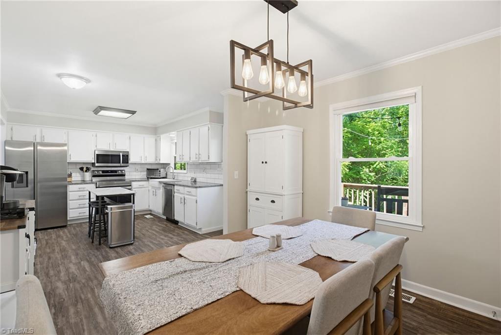 1136 Boulder Road